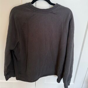Black Vuori pullover crewneck sweater